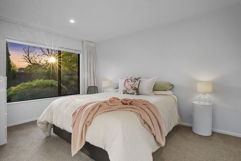 Photo of property in 3/129 Aikmans Road, Merivale, Christchurch, 8014