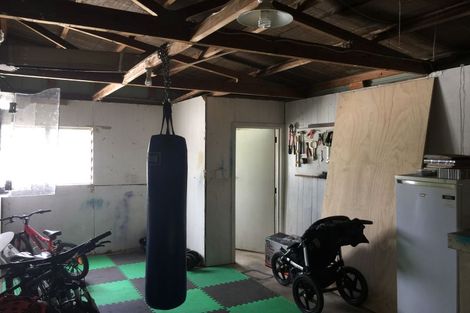 Photo of property in 19a Pisces Road, Glen Eden, Auckland, 0602