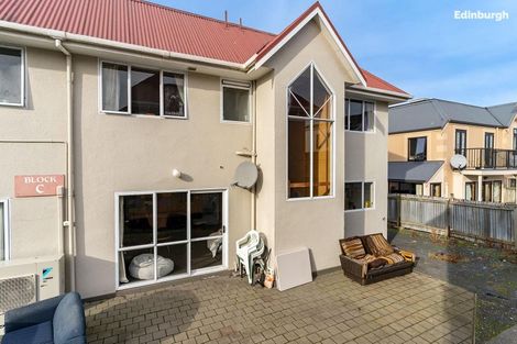 Photo of property in 18f Forth Street, North Dunedin, Dunedin, 9016