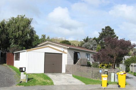 Photo of property in 92 Aorangi Road, Paraparaumu, 5032