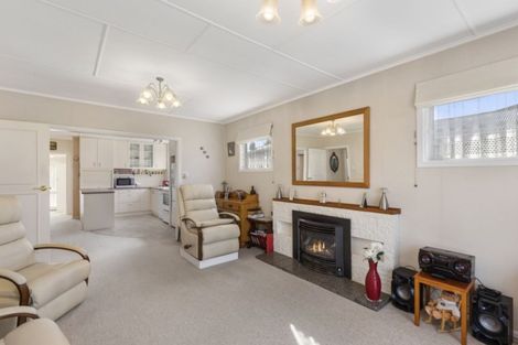 Photo of property in 6 Mckay Street, Wainuiomata, Lower Hutt, 5014