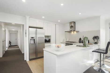 Photo of property in 10 Ararata Lane, Mangere Bridge, Auckland, 2022