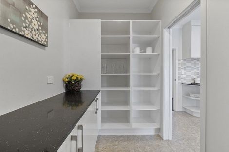 Photo of property in 10 Wiltshire Drive, Huntington, Hamilton, 3210