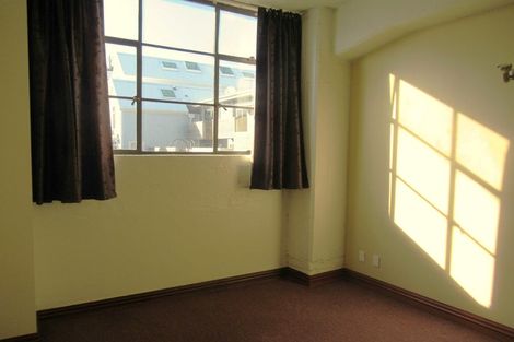 Photo of property in Pirie Street Townhouses, 28/35 Pirie Street, Mount Victoria, Wellington, 6011