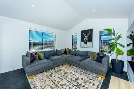 Photo of property in 8 Chelsea Lane, Rolleston, 7615
