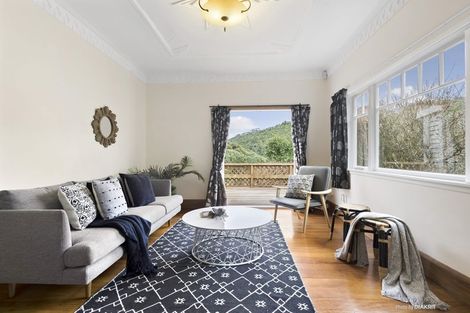 Photo of property in 54 Moana Road, Kelburn, Wellington, 6012