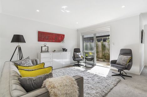 Photo of property in 17 Raki Street, Pukekohe, 2120