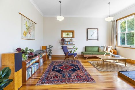 Photo of property in 19 Kopiko Way, Brooklyn, Wellington, 6021