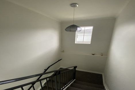 Photo of property in 40 Baverstock Road, Flat Bush, Auckland, 2016