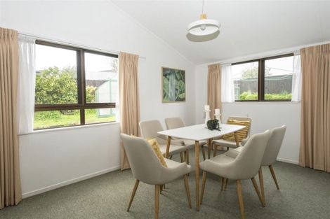 Photo of property in 50 Shakespeare Street, Leamington, Cambridge, 3432