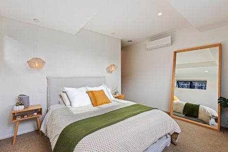 Photo of property in 19 Henui Street, Strandon, New Plymouth, 4312