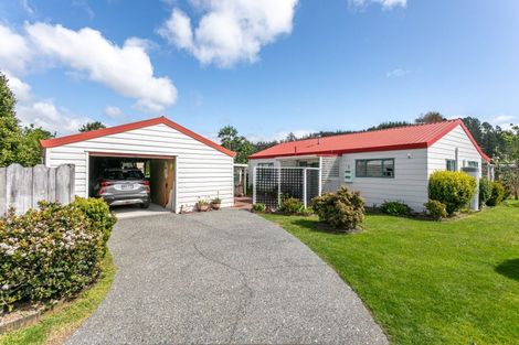 Photo of property in 132 Sharyn Place, Whangamata, 3620
