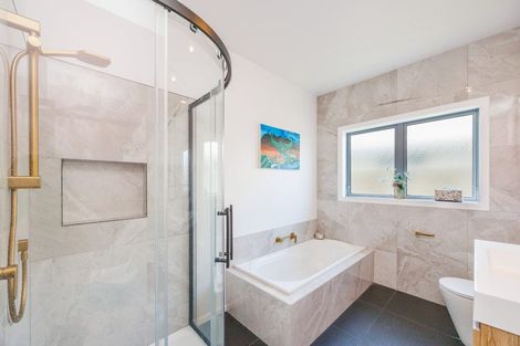 Photo of property in 11a Belvedere Crescent, Takaro, Palmerston North, 4412