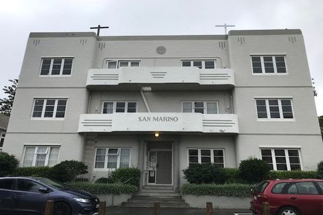 Photo of property in San Marino Apartments, 4/4 Oak Park Avenue, Te Aro, Wellington, 6011