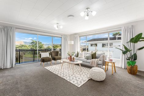 Photo of property in 5 Romesdale Road, Papakowhai, Porirua, 5024