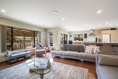 Photo of property in 6 Aotea Drive, Aotea, Porirua, 5024