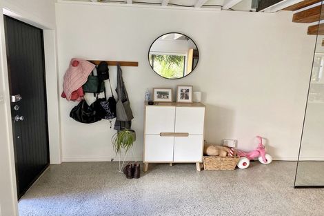 Photo of property in 17 Monte Cassino Place, Birkdale, Auckland, 0626