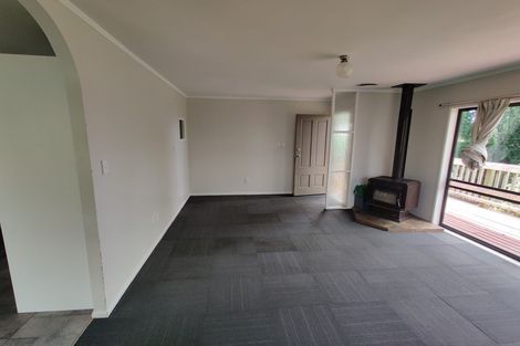 Photo of property in 33 Leaver Place, Weymouth, Auckland, 2103