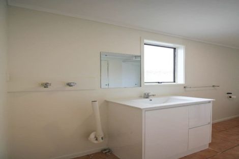 Photo of property in 5 Janese Place, Weymouth, Auckland, 2103