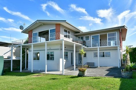 Photo of property in 27 Tiri Road, Manly, Whangaparaoa, 0930