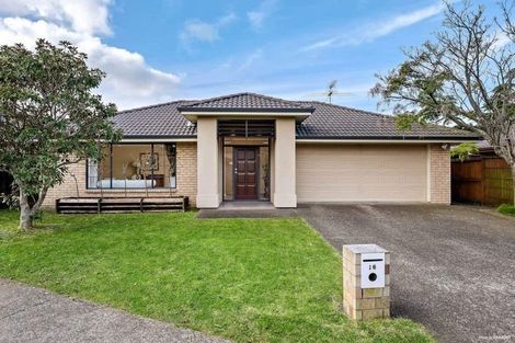 Photo of property in 16 Breon Place, Flat Bush, Auckland, 2016