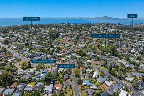 Photo of property in 1/56 Sunnynook Road, Sunnynook, Auckland, 0620