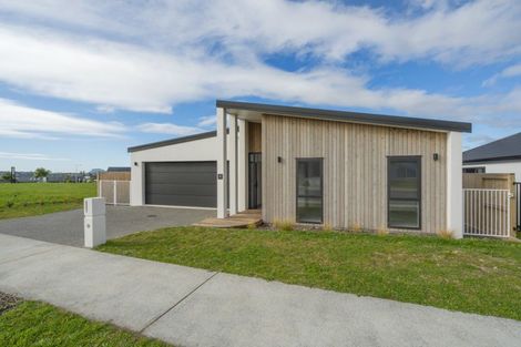Photo of property in 6 Snapper Crescent, Omokoroa, 3114