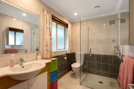 Photo of property in 33 Mudgeways Road, Massey, Auckland, 0614