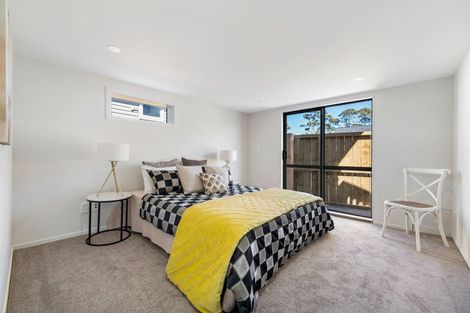 Photo of property in 82b Vodanovich Road, Te Atatu South, Auckland, 0610