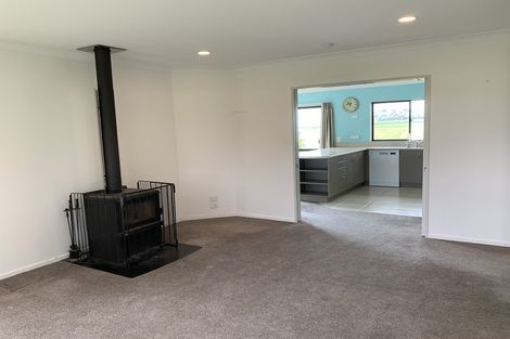 Photo of property in 81 Ohinepanea Road, Pukehina, Te Puke, 3186