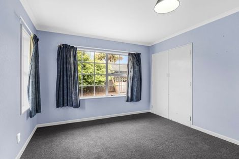 Photo of property in 16 Rosebank Avenue, Kelvin Grove, Palmerston North, 4414