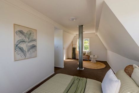 Photo of property in 30 Rangihiroa Street, Waikanae Beach, Waikanae, 5036