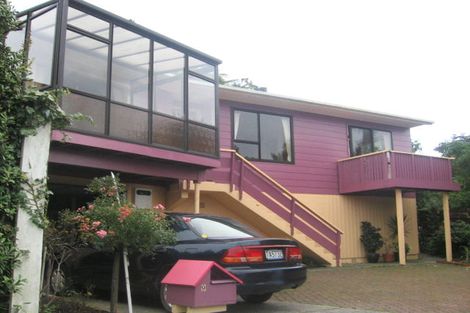 Photo of property in 9 Hibiscus Grove, Maungaraki, Lower Hutt, 5010