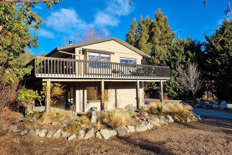 Photo of property in 5 Mackenzie Street, Lake Tekapo, 7999