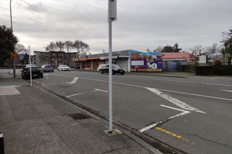 Photo of property in 2/4 Wainui Road, Waiwhetu, Lower Hutt, 5010