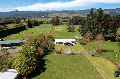 Photo of property in 501 Arapaepae Road, Ohau, Levin, 5570