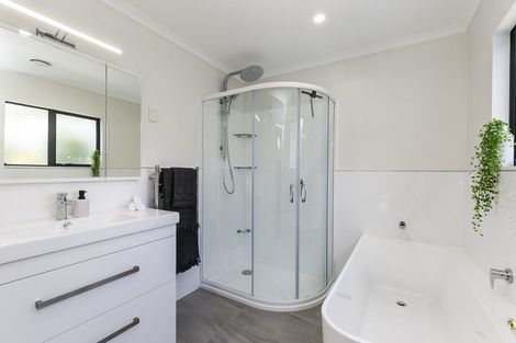 Photo of property in 42 Downing Street, Crofton Downs, Wellington, 6035