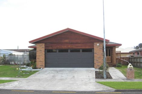 Photo of property in 13 Millhaven Place, Otaki, 5512