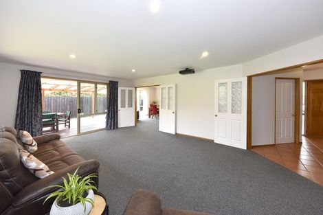 Photo of property in 25 Chesterfield Mews, Russley, Christchurch, 8042