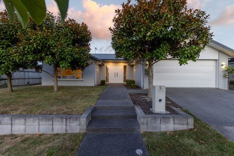 Photo of property in 5 Audrey Place, Flagstaff, Hamilton, 3210