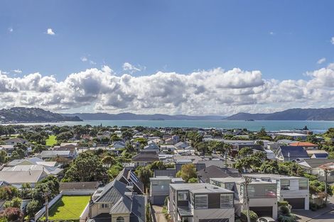Photo of property in 49 Mantell Street, Seatoun, Wellington, 6022