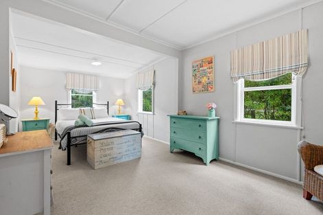 Photo of property in 52 Princess Street, Martinborough, 5711