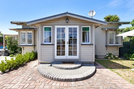 Photo of property in 303 Mclean Street, Saint Leonards, Hastings, 4120