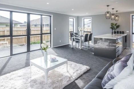 Photo of property in 471 High Street South, Carterton, 5713