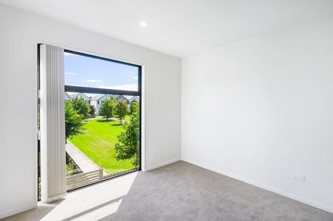 Photo of property in 14 Whai Hua Lane, Mangere Bridge, Auckland, 2022