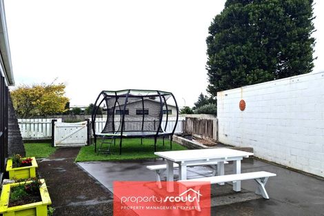 Photo of property in 72 Manu Crescent, Upper Vogeltown, New Plymouth, 4310