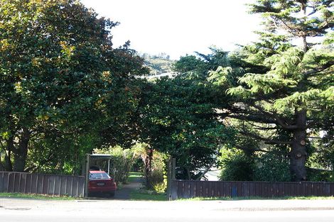 Photo of property in 67 Stokes Valley Road, Stokes Valley, Lower Hutt, 5019