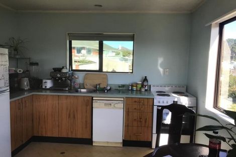 Photo of property in 27a Fisher Street, Johnsonville, Wellington, 6037