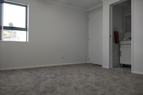 Photo of property in 91 Kamara Road, Glen Eden, Auckland, 0602