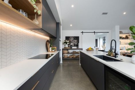 Photo of property in 25 Mike Smith Drive, Cambridge, 3434